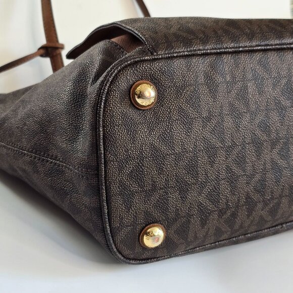 Michael Kors Jet Set Monogram Coated Canvas Tote LG Brown/Tan Front Snap Pocket - Picture 10 of 16
